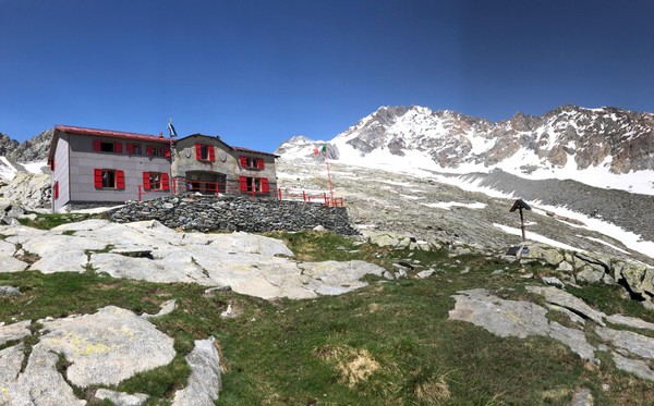 Photo exteriors Mountain hut Cesare Ponti