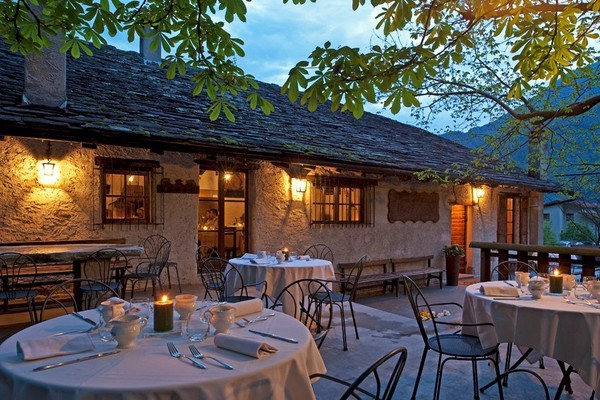 Photo exteriors Restaurant Crotasc