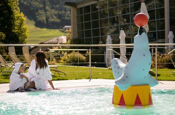 Foto della piscina all'aperto
