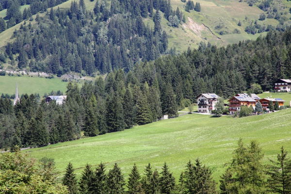 Position Apartments Ciasa Nigritella Badia - San Leonardo