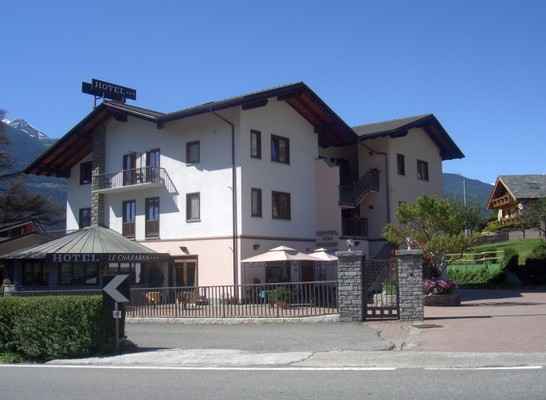Foto esterno Hotel Le Charaban