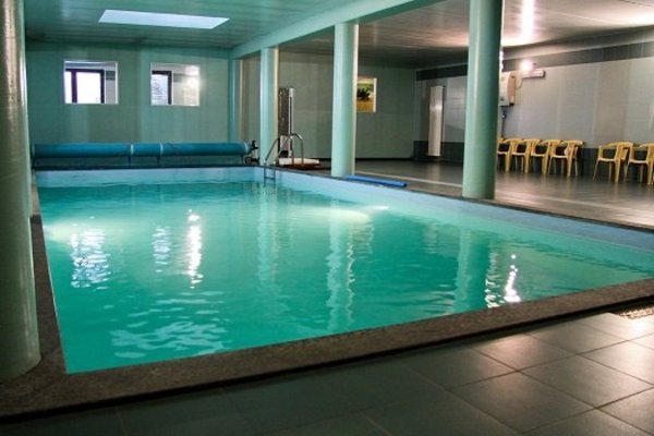 La piscina Albergo Lion Noir