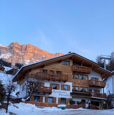 Foto invernale di presentazione Appartamenti Primula