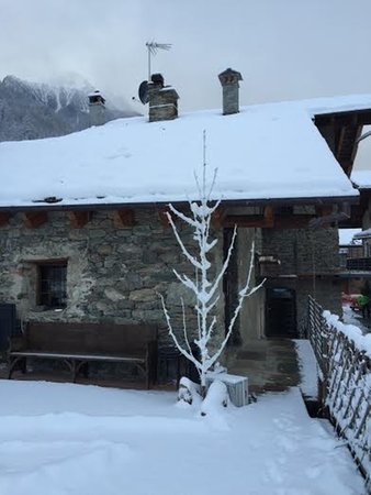 Foto esterno in inverno Le Coffret