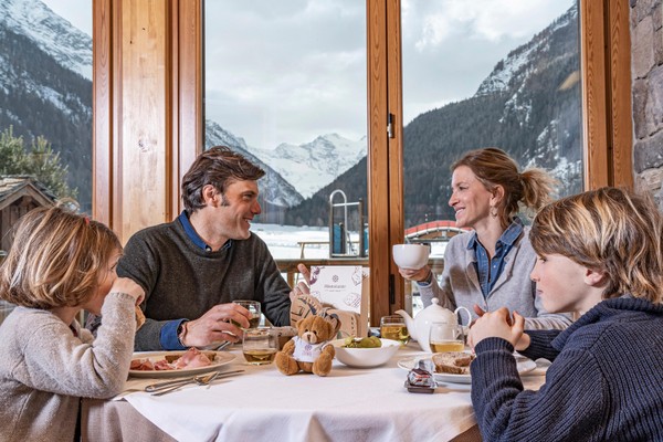The breakfast Hotel Sant'Orso - Mountain Lodge & Spa