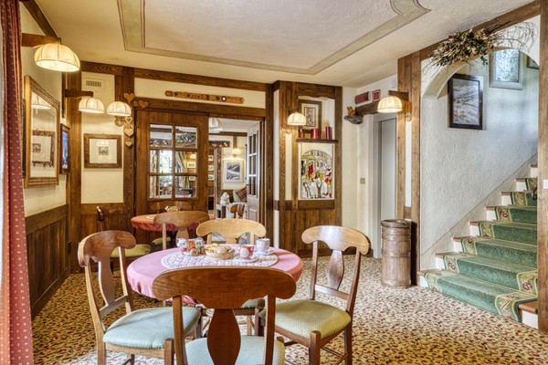 The breakfast Hotel Du Grand Paradis - 1899 Auberge Boutique