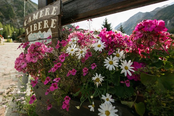 Photo exteriors Hotel La Barme e Dipendenza