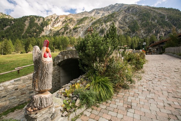 Photo exteriors Hotel La Barme e Dipendenza