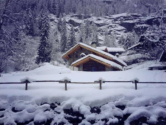 Foto esterno Bed & Breakfast Lo Djoua de Toueno