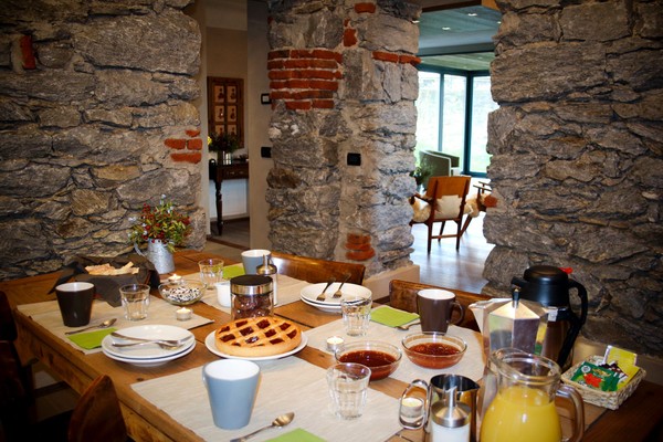 The breakfast B&B + Apartments La Stazione dell'Acqua