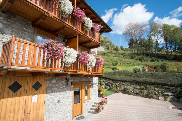 Photo exteriors Bed & Breakfast Au Coin Du Village