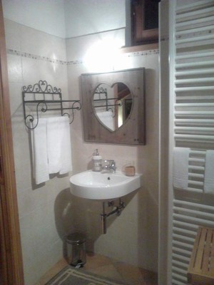 Foto del bagno Affittacamere Vers le Bois