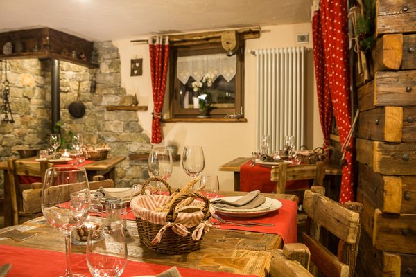 Das Restaurant Bionaz (Gran San Bernardo) La Maison d'Antan