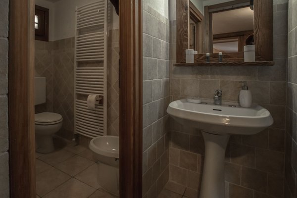Foto del bagno Appartamenti Lo Ni di Candolle
