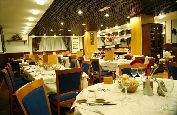 Il ristorante Courmayeur (Monte Bianco) Les Jumeaux