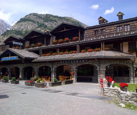 Foto esterno Hotel Mont Blanc