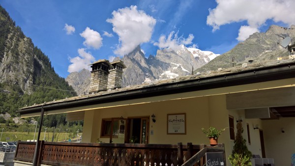 Photo exteriors Hotel Shatush