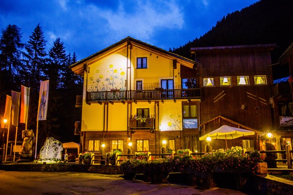 Foto esterno Hotel Boton d'Or