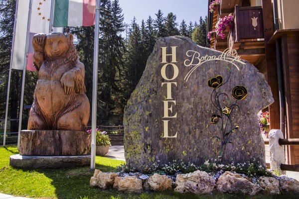 Foto esterno Hotel Boton d'Or