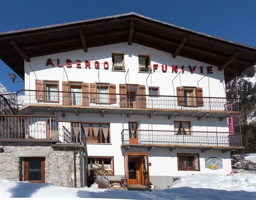 Photo exteriors Hotel Funivia