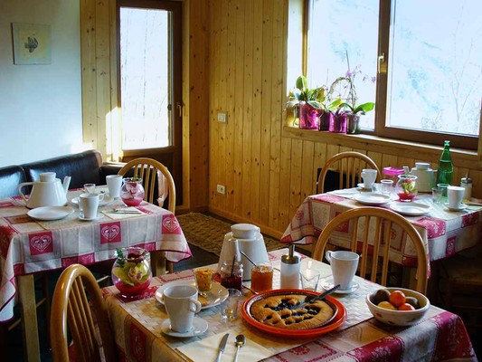 The restaurant La Salle (Monte Bianco) Artemisia
