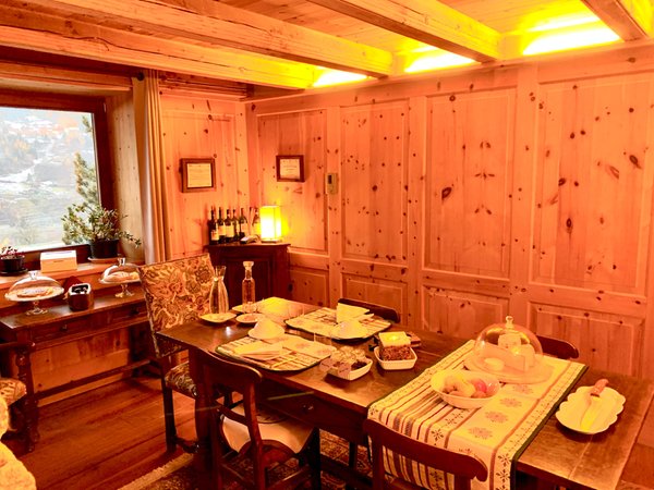 La colazione B&B + Appartamenti Trois Couronnes