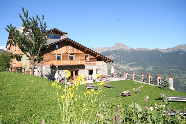 Foto esterno Hotel Caprice des Neiges