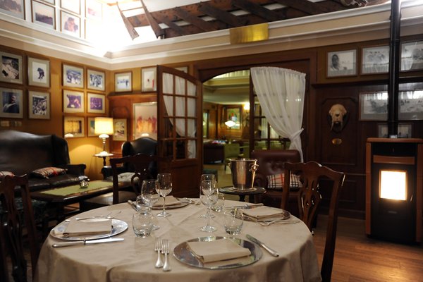Das Restaurant Breuil-Cervinia (Monte Cervino) Hostellerie des Guides