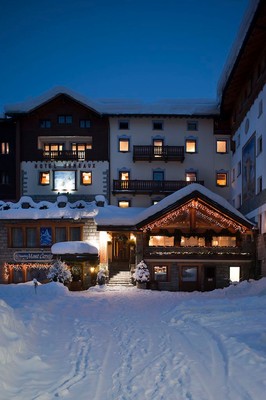Photo exteriors Hotel Jumeaux