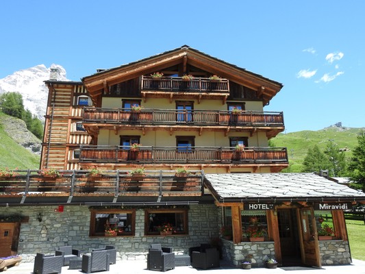 Photo exteriors Hotel Miravidi