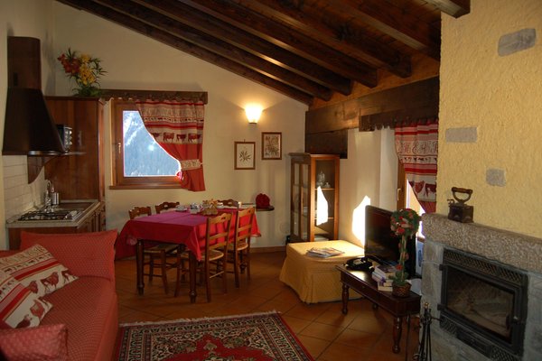 La zona giorno Residence R.T.A. Foyer d'Antan e Dipendenza