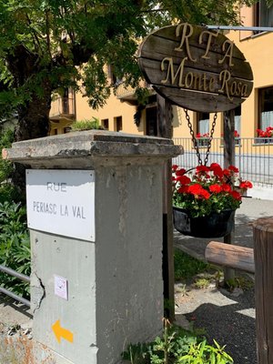 Foto esterno in estate Hôtel Monte Rosa