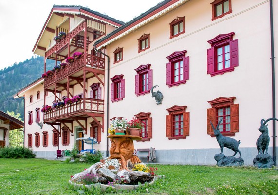Foto esterno Residence La Villa della Regina