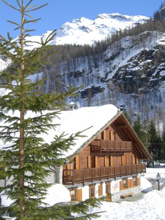 Foto esterno in inverno Oberteil