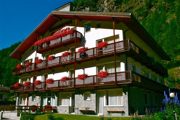Foto esterno Residence Monterosa