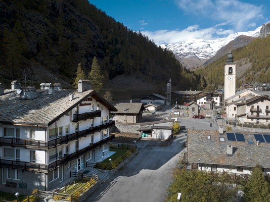 Foto Außenansicht Residence Monterosa