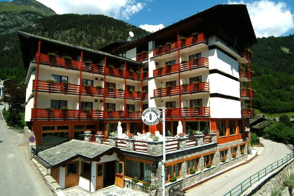 Foto estiva di presentazione Hotel Italia