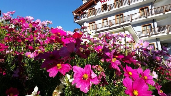 Foto esterno Hotel Laghetto