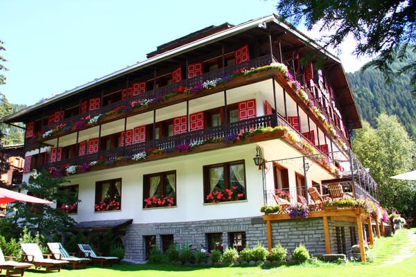 Foto esterno Hotel Castor