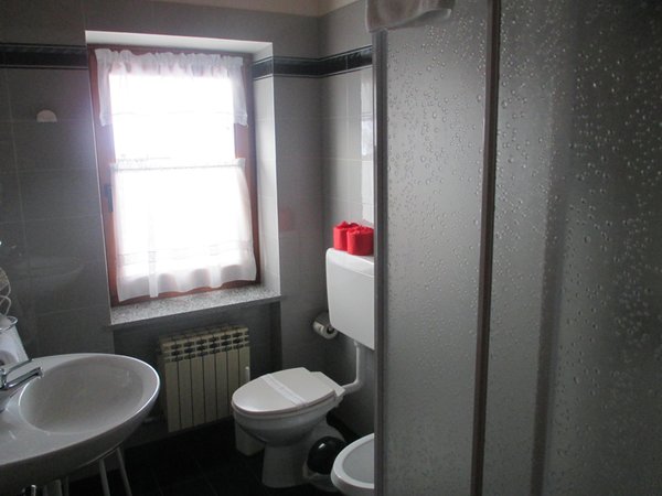 Foto del bagno B&B-Hotel Le Clocher