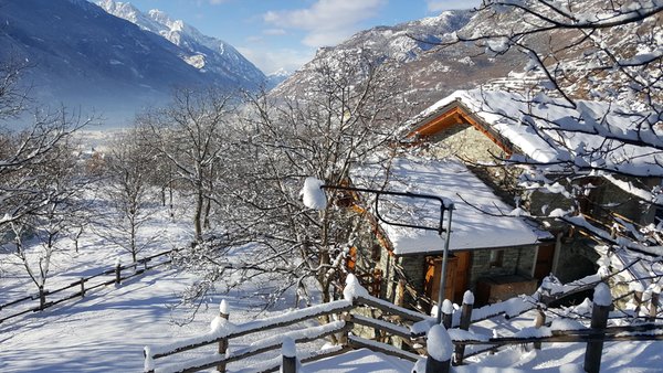 Photo exteriors in winter Clapeon
