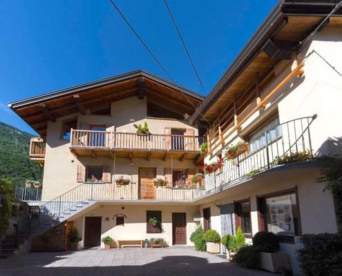Photo exteriors Bed & Breakfast La Maison de Ghitta