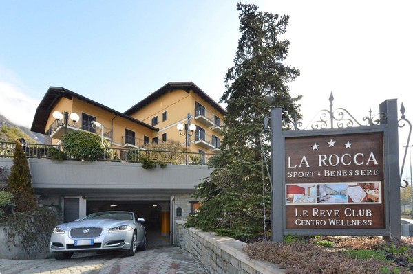 Foto esterno Hotel La Rocca Sport & Benessere