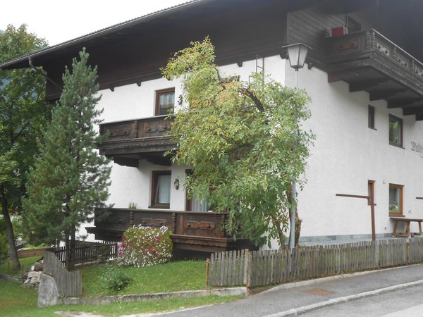 Foto esterno in estate Bachmann Otto
