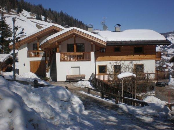 Foto invernale di presentazione Appartamenti Villa Antriprà