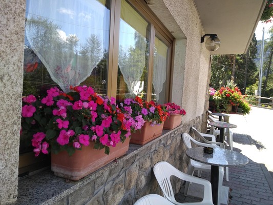 Photo exteriors Restaurant and Pizza La Pineta