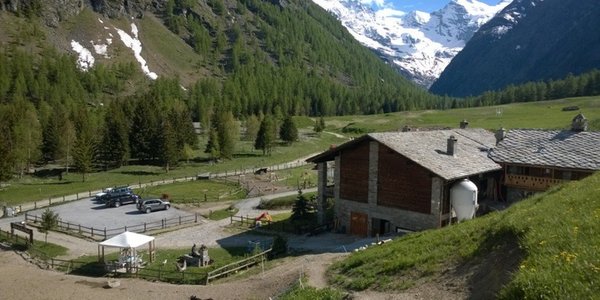 Foto estiva di presentazione Ristorante in agriturismo La ferme du Grand-Paradis