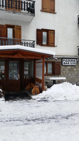 Foto invernale di presentazione Ristorante Pizzeria La Boîte