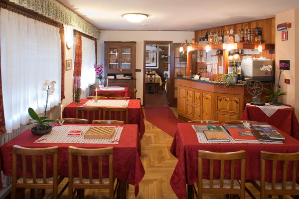 Das Restaurant Champorcher (Valle Centrale) Brasserie Château