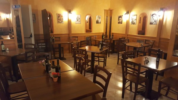Presentation Photo Restaurant and Pizza I Tre Archi